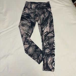 Calvin Klein palm tree leggings